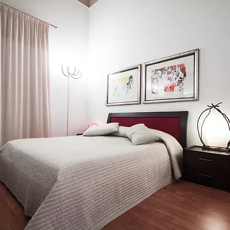 Handmade Bed & Breakfast *